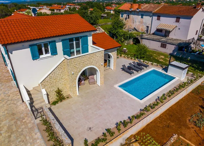 Malina With Heated Pool Sveti Anton (Krk)
