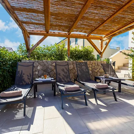 Villa Malina With Heated Pool Sveti Anton (Krk)