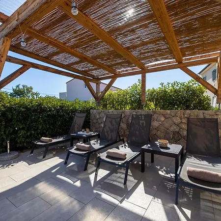Malina With Heated Pool * Sveti Anton (Krk)