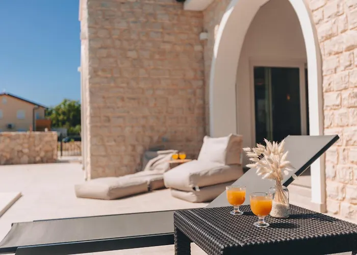 Vila Malina With Heated Pool Sveti Anton (Krk)
