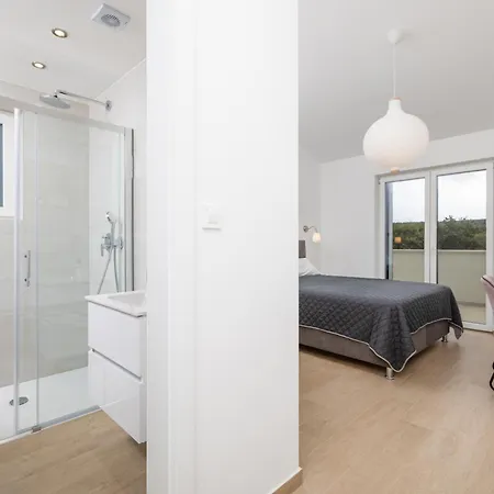 Malina With Heated Pool * Sveti Anton (Krk)