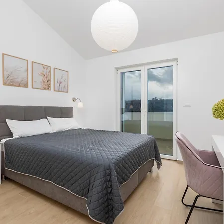 Malina With Heated Pool