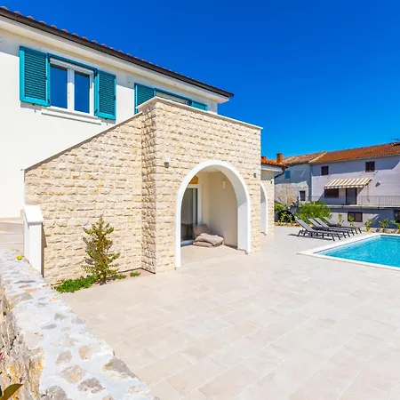 Malina With Heated Pool * Sveti Anton